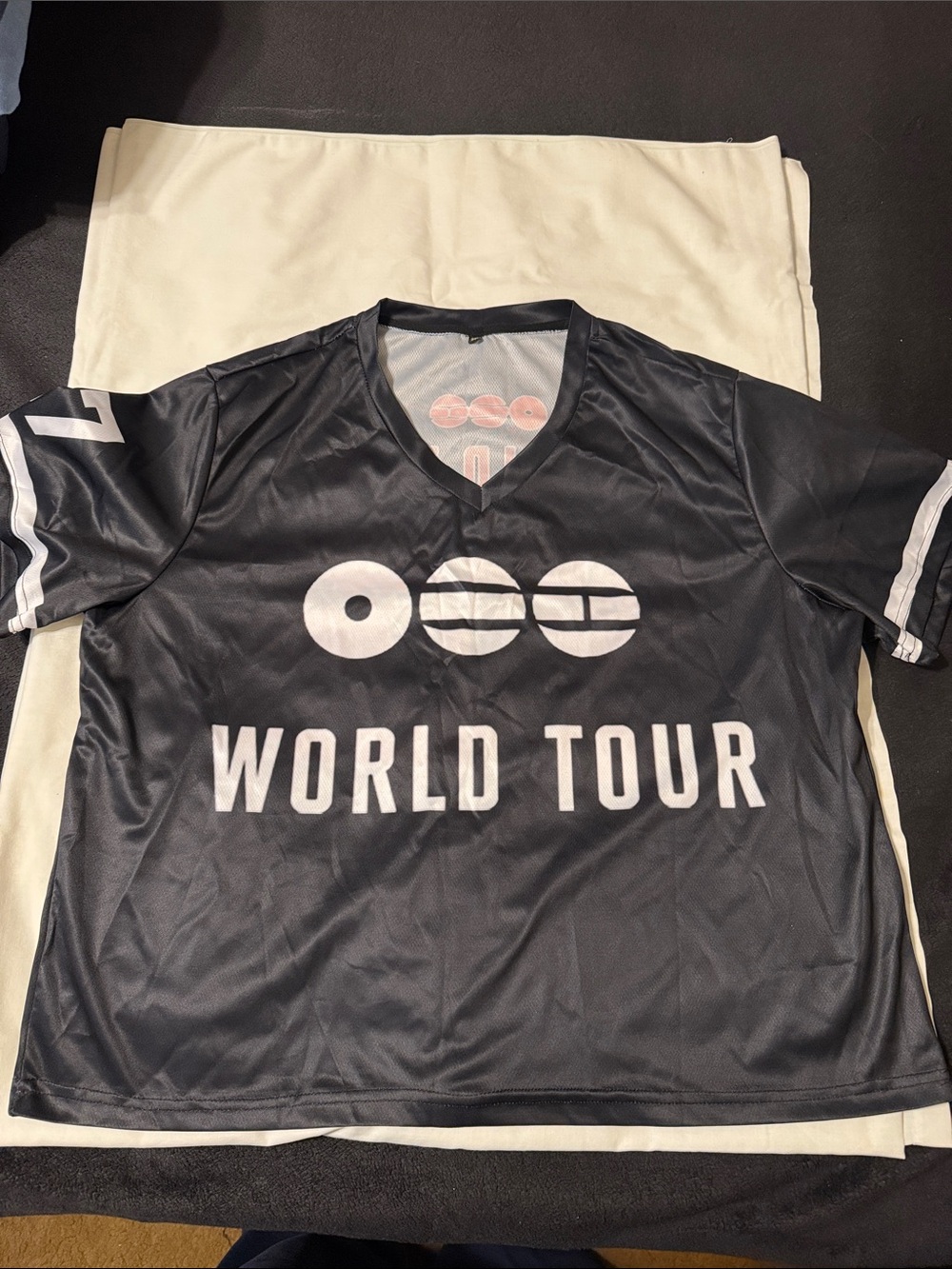 BTS V neck crop Baseball Jersey 2026 Arirang World Tour with All Members Names - Picture 2 of 4